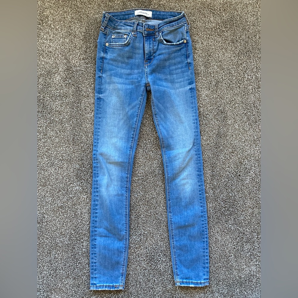 ZARA Skinny denim jeans, mid-rise. Size: Eur34 Usa2 Mex24